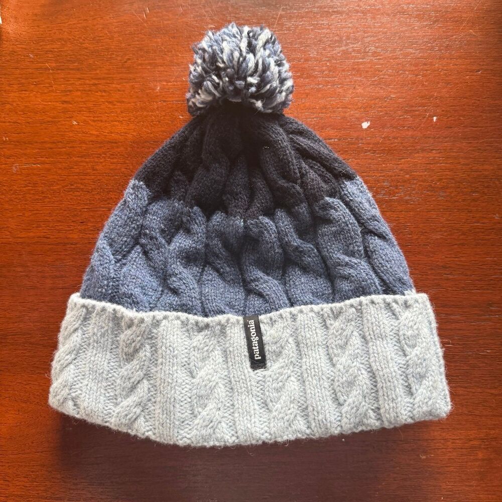Patagonia Womens Size Cable Knit beanie